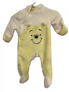 Disney Winnie the Pooh's Body 6-9 meses Bebé Unisex Amarillo Mono Con Capucha - Imagen 1 de 23