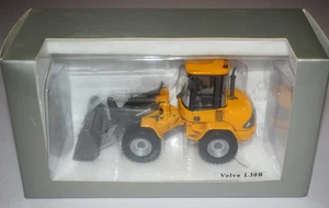 Volvo L30B - Radlader - Motorart - 1:50 - Picture 1 of 2