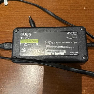 Adaptador de corriente alterna Sony VGP-AC19V17 OEM 19,5 V probado Foto 1 de 3