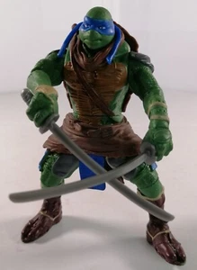 Modellino Teenage Mutant Ninja Turtles TMNT Leonardo 2014 Playmates - 6 pollici - Foto 1 di 9