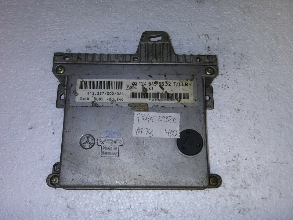 124 545 55 32 Mercedes-Benz E320 1993-1995 VDO module - Image 1 of 4