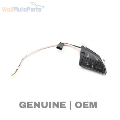 AUDI A8 QUATTRO 2011-2018 - Botón/interruptor de control del volante derecho Foto 1 de 4