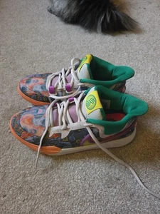 Nike Kyrie 8 Circle of Life TRAINER - Picture 1 of 14