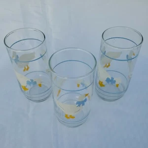 Vintage Set of 3 Libbey Goose Duck with Blue Ribbon Bow 16oz. Drinking Glasses - Picture 1 of 7