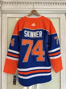 Edmonton Oilers Stuart Skinner #74 Hockey Jersey NHL Shirt Kit Size XL - Picture 1 of 19