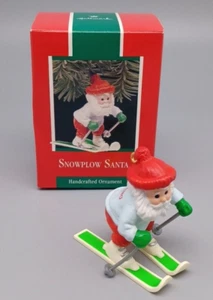 Hallmark Snowplow Santa Navidad Adorno Esquí Santa 1989 - Imagen 1 de 8