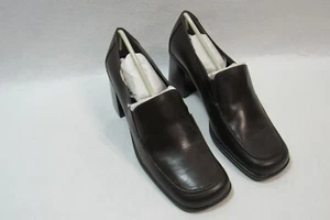 Karen Scott Shoe Loafer Size 10 Pump Heel Brown Women's - Picture 1 of 7