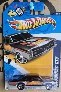 Hot Wheels 2012 - '66 PONTIAC GTO WALMART EXCLUSIVE NEAR MINT VHTF CARD GOOD - Picture 1 of 5