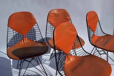 4-го поколения 1964 Charles Eames DKR-2 Эйфелева бикини стулья, черный и оранжевый - Изображение 1 из 4