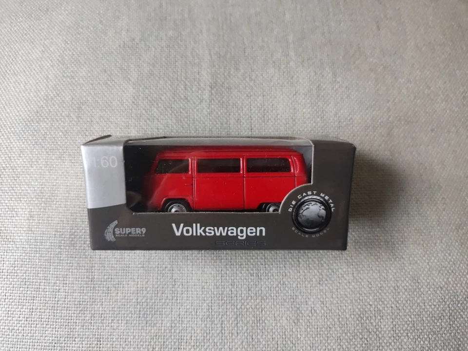 AUTO DA COLLEZIONE VOLKSWAGEN BUS T2 - N 19 - 1/60 - Immagine 1 di 1