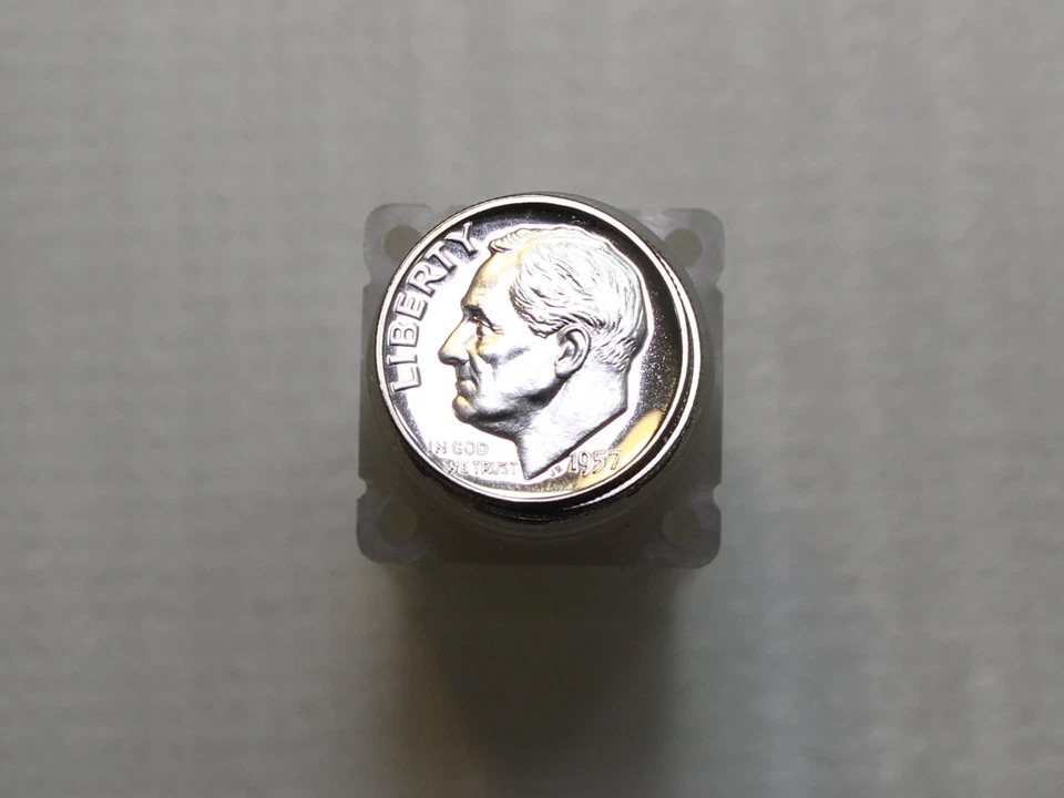 ROLLO A PRUEBA DE CENTAVOS DE PLATA ROOSEVELT FECHA MIXTA Foto 1 de 1