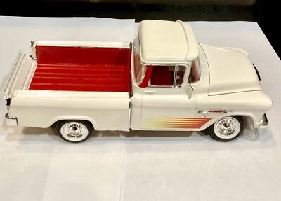 🏁 BUILT MODEL CAR White 1955 Chevy Cameo  Pickup Truck 1:24 🏁 - Image 1 of 4