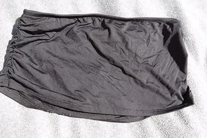 Swim Skirt Black BISOU BISOU Small Brief Attached Side Ruched Swimwear EUC! - Picture 1 of 8