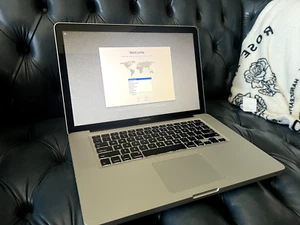 MacBook Pro 15" 500GB, i7-3615QM, 2.3GHz, 8GB RAM, GeForce GT 650M - Picture 1 of 5