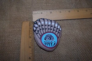 Native American Bear Claw Heart Pottery - Picture 1 of 6