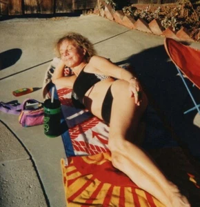 Pretty Woman Lounging By Pool Sunbathing 2000s - Picture 1 of 3