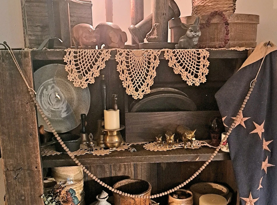 54.75"L PRIM RUSTIC CABIN CHARM DRIED ALL-SPICE LG SIZE BERRY SWAG/PEG HANGER  - Image 1 of 1