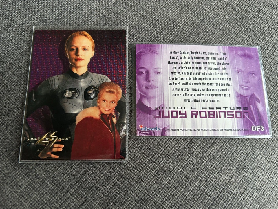 LOST IN SPACE  - The Movie - Single Chase Card -  DF3 - BY INKWORKS - Image 1 of 1