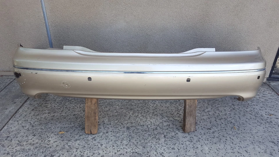 Cubierta de parachoques trasero Lexus LS LS430 2003-2006 OEM 52159-50060 LR15 Foto 1 de 4