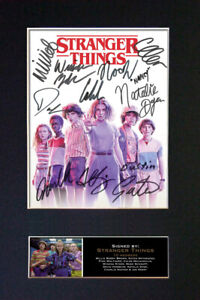 Stranger Things Cast + Autograph Milly Bobby Brown Gaten Matarazzo Finn Wolfhard