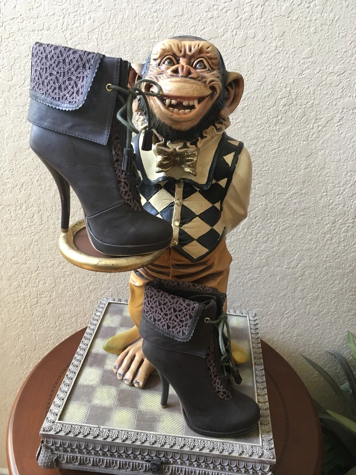 LILIANA 棕色皮革蕾丝连衣裙靴/尺寸 6 * * 全新 — 第 1/4 张图片