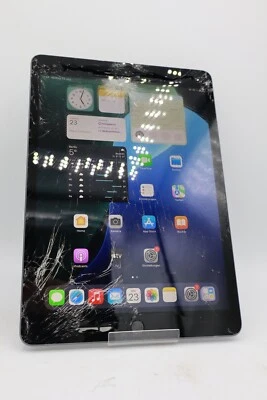 Apple iPad 7. Gen 2019 10,2 WiFi 32GB A2197 Space Grau Displayschaden #5143 - Bild 1 von 4
