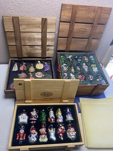 Thomas Pacconi Museum Series 54 Piece Christmas Ornament (3 Cases) - Picture 1 of 24