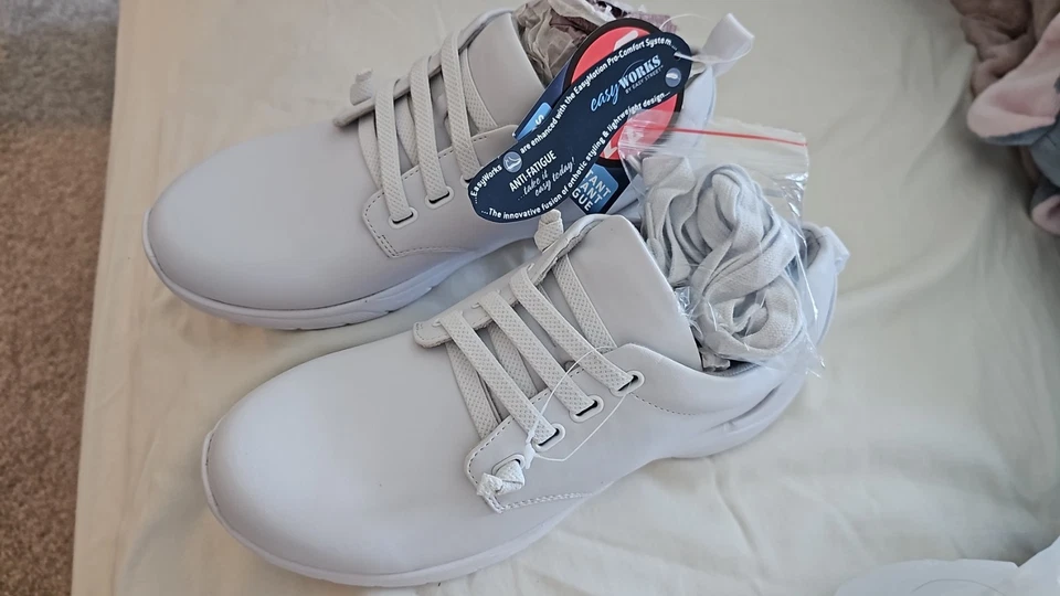 Sapato Oxford de Trabalho Feminino Easy Works by Easy Street Peyton Resistente ao Deslizamento Tamanho 8 - Imagem 1 de 4