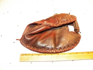 Vintage SPORTING GOODS Model 60-4258 First Base Baseball Glove - Picture 1 of 6
