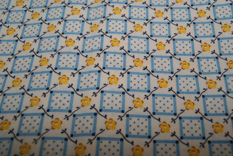 Aunt Grace Fat Quarter Asst Lines Judie Rothermel Marcus Quilt  Fabric  A735 - Image 1 of 1