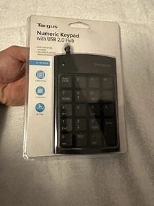Targus Numberic Keypad With USB 2.0 Hub Brand New PAUK10U Mini - Picture 1 of 6