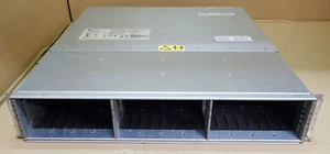 NetApp DE5600 24x 2.5" SAS Bay Storage Array E-X5681A-QS-R6 2x Controller 2x PSU - Picture 1 of 6