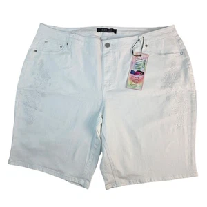 Alivia Ford Women’s Curvy Collection 20W White Denim Bermuda Shorts Embroidered - Picture 1 of 8