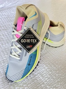 Scarpe da corsa Nike W React Pegasus Trail 4 GTX Gore-Tex da donna grigio lupo verde - Foto 1 di 12