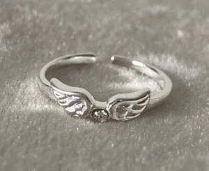 Women's Cubic Zirconia Fancy Angel Wing Toe Ring 14k White Gold Plated Silver - Picture 1 of 4
