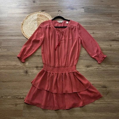 Платье SCOTCH AND SODA MAISON SCOTCH TRES JOLIE с заниженной талией с красным цветочным узором - Изображение 1 из 4