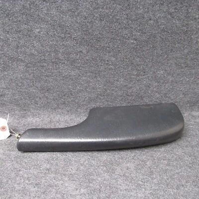 Cadillac DeVille 2000-05 derecha pasajeros puerta delantera reposabrazos vinilo negro OEM 70593 Foto 1 de 4