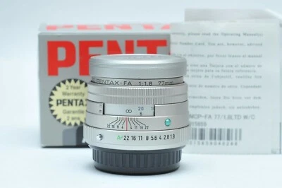 Pentax SMCP-FA 77mm f/1.8 Limited Edition Silver Portrait Lens *Mint*15659 - Image 1 of 4