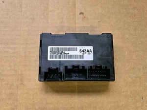 2011 - 2013 Jeep Grand Cherokee  Transfer Case Control Module P68395643AA OEM - Bild 1 von 4