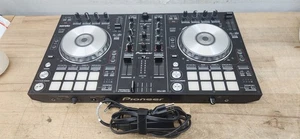 Pioneer DJ DDJ-SR DJ 2-Channel Controller for Serato - Picture 1 of 12