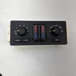 03-06 Chevy Silverado GMC Sierra Climate Control Unit A/C W/Defrost OEM 10370034 - Picture 1 of 19