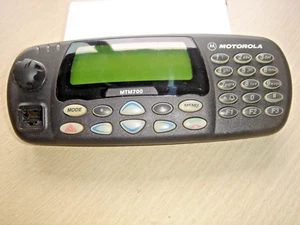 Głowica sterująca Motorola GMWN4062A MTM700 MTM800, przetestowana z dobrym wyświetlaczem - Zdjęcie 1 z 5