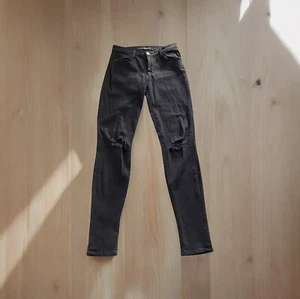 J Brand Super Skinny Blackout Damenjeans schwarz Waschung Gr. 27 x 30 zerrissen Denim neu ohne Etikett - Bild 1 von 15