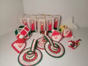 Red Christmas Crochet Plastic Canvas Candles 3D Handmade Vintage Lot - Picture 1 of 4
