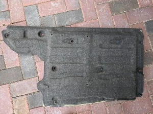 06-12 Bentley Continental Flying Spur rear right under body cover insulation - Picture 1 of 3