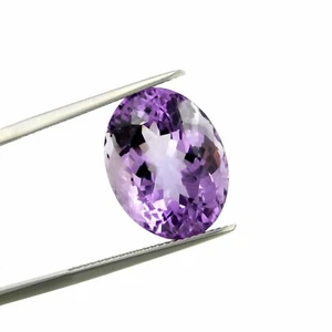15 Karat 100 % natürlicher lila Amethyst ovale Form facettierter loser Edelstein - Bild 1 von 3