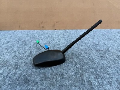 INFINITI FX35 FX37 FX50 09-17 OEM AM FM RADIO ESTÉREO TECHO ANTENA TIBURÓN (NEGRO) Foto 1 de 4