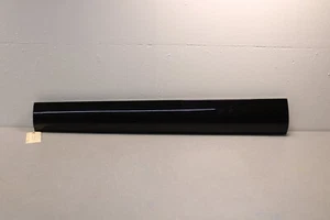 2021 2024 LAND ROVER RANGE ROVER LEFT SIDE FRONT LOWER DOOR MOLDING OEM - Picture 1 of 12