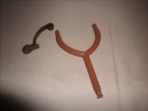 Rovio K'NEX Angry Birds Catapult Replacement Pieces 2009 - Picture 1 of 4
