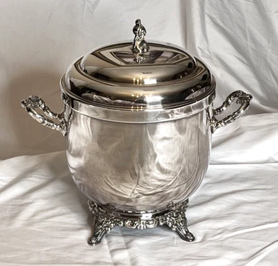 Baroque by Wallace 753 Ice Bucket w/ Ceramic Liner & Lid Silver Plate Nice - Image 1 of 4